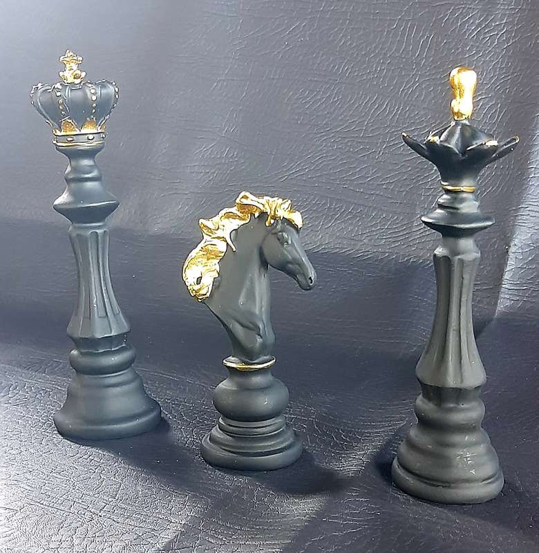 MAJESTIC NORDIC CHESS STATUE SET - A TRIBUTE TO STRATEGY & LEGACY