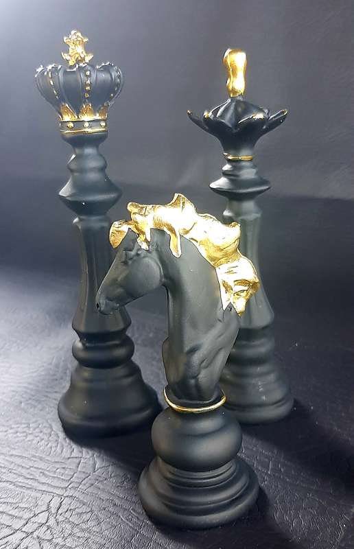 MAJESTIC NORDIC CHESS STATUE SET - A TRIBUTE TO STRATEGY & LEGACY