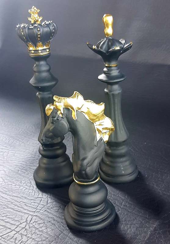 MAJESTIC NORDIC CHESS STATUE SET - A TRIBUTE TO STRATEGY & LEGACY