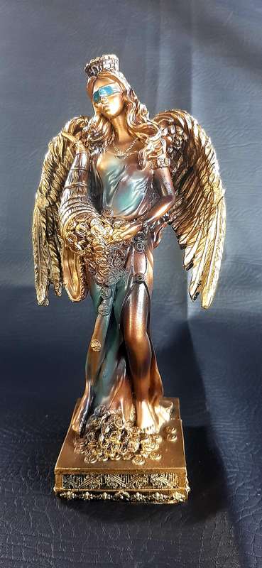 RARE & ELEGANT FORTUNA STATUE - ROMAN GODDESS OF LUCK & PROSPERITY