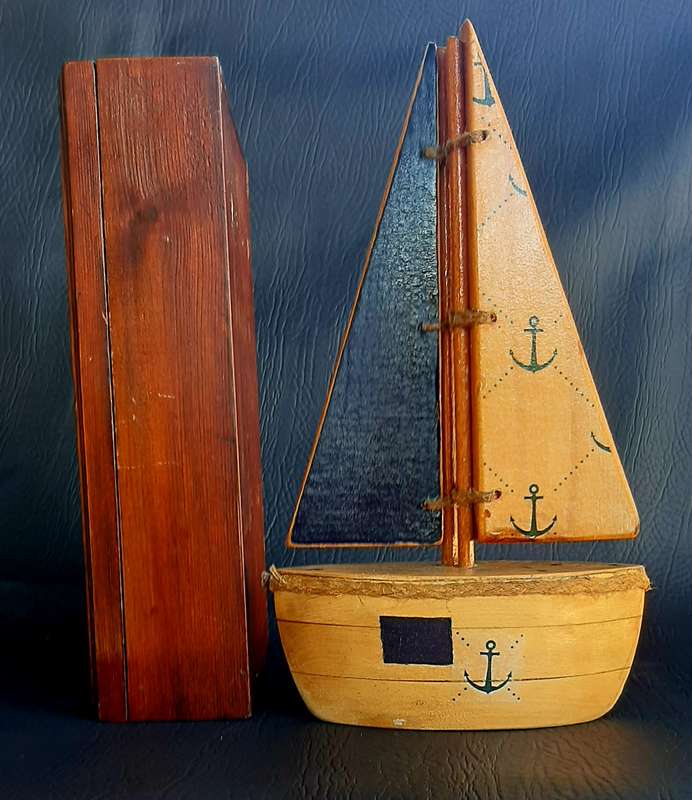 SAIL INTO THE CHARM OF THE SEA WITH THIS NAUTICAL SET