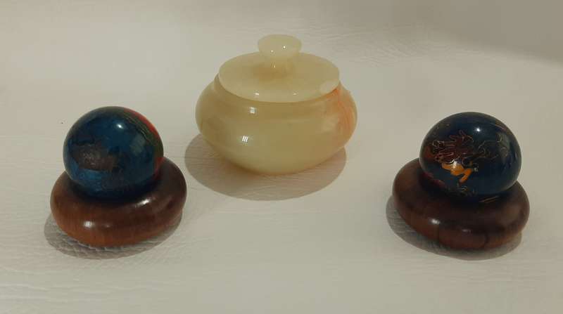 ORNATE BAODING BALLS & ALABASTER BOWL - ELEGANT COLLECTIBLE SET