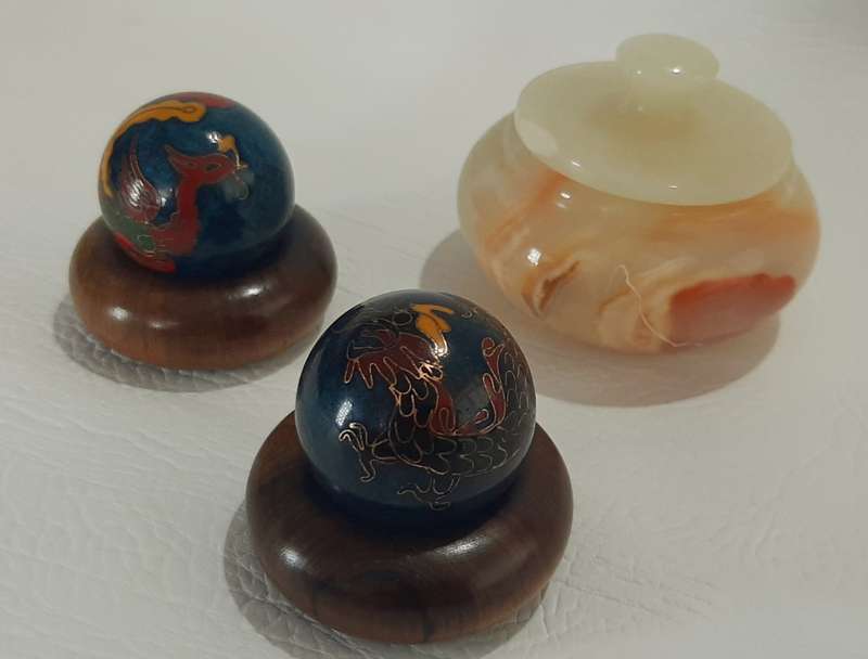 ORNATE BAODING BALLS & ALABASTER BOWL - ELEGANT COLLECTIBLE SET