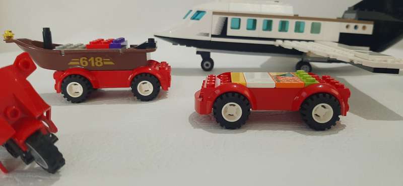 ULTIMATE LEGO COLLECTOR'S LOT - MINIFIGURES, BLOCKS & BUILDS!