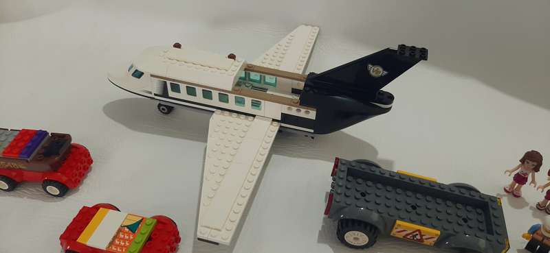 ULTIMATE LEGO COLLECTOR'S LOT - MINIFIGURES, BLOCKS & BUILDS!
