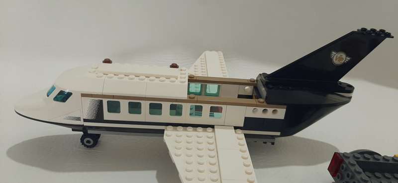 ULTIMATE LEGO COLLECTOR'S LOT - MINIFIGURES, BLOCKS & BUILDS!