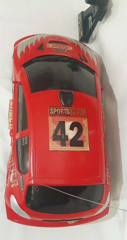 ULTRA-COOL 77CM RC MONSTER RACER - UNTESTED BUT READY TO ROAR!