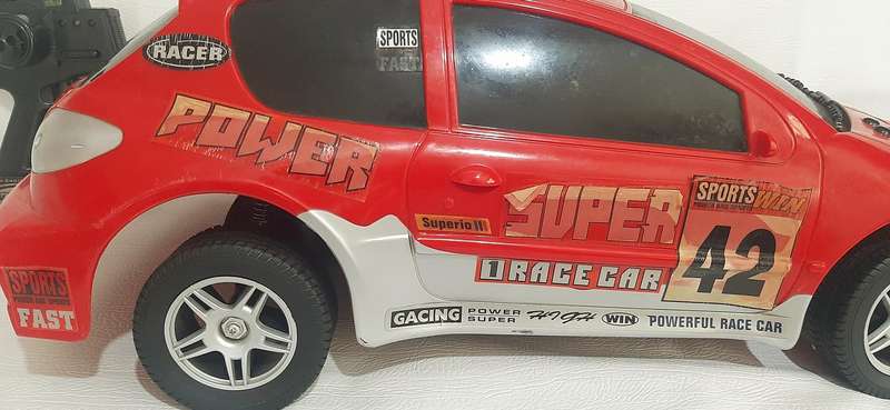 ULTRA-COOL 77CM RC MONSTER RACER - UNTESTED BUT READY TO ROAR!