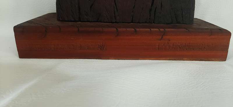 HANDCRAFTED SLEEPER WOOD QUARTZ CLOCK - RUSTIC ELEGANCE & TIMELESS CHARM