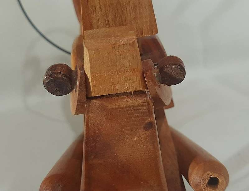 LARGE (44cm) HANDMADE WOODEN HARLEY DAVIDSON MOTORCYCLE - A STUNNING COLLECTOR'S MASTERPIECE!