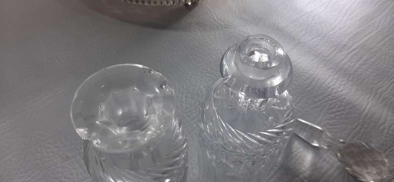 VINTAGE 1930'S THOMAS WHITE SILVER-PLATED CRUET SET - ELEGANT & FUNCTIONAL