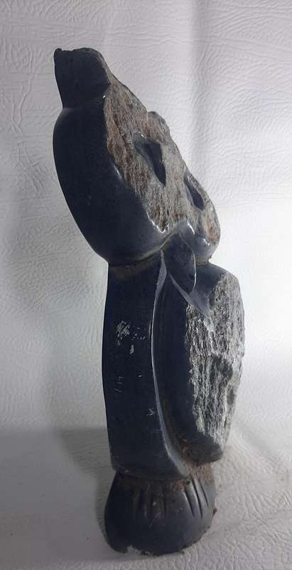 ELEGANT & UNIQUE SOAPSTONE CARVING - TIMELESS HANDMADE ART