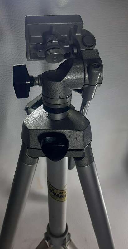 VINTAGE SLIK SL-76 COMPANION ALUMINIUM CAMERA TRIPOD - CLASSIC & FUNTIONAL