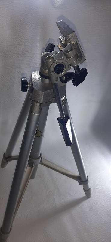 VINTAGE SLIK SL-76 COMPANION ALUMINIUM CAMERA TRIPOD - CLASSIC & FUNTIONAL