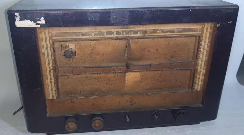 VINTAGE PHILIPS BX638A TUBE RADIO - CIRCA 1950'S