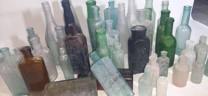 RARE LARGE LOT OF VINTAGE BOTTLES - APOTHECARY, POISON, JEYES FLUID & MORE!