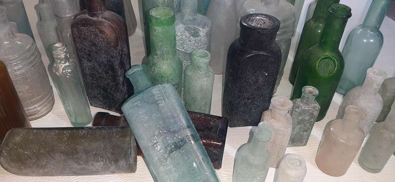 RARE LARGE LOT OF VINTAGE BOTTLES - APOTHECARY, POISON, JEYES FLUID & MORE!