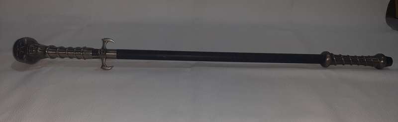 ANTIQUE SKULL-HANDLED WALKING STICK WITH CONCEALED BLADE - 98CM