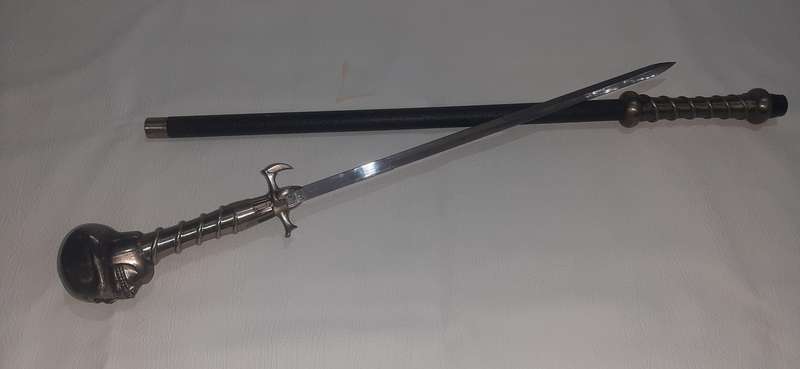 ANTIQUE SKULL-HANDLED WALKING STICK WITH CONCEALED BLADE - 98CM