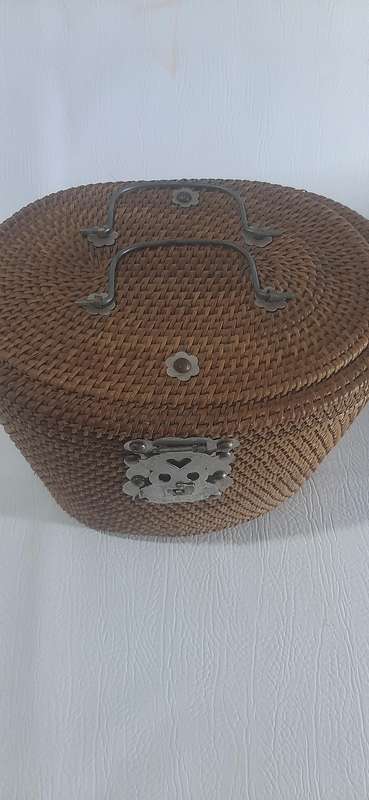 VINTAGE HAND-PAINTED CHINESE PORCELAIN TEA SET IN WOVEN BASKET - A TREASURE FROM TIME