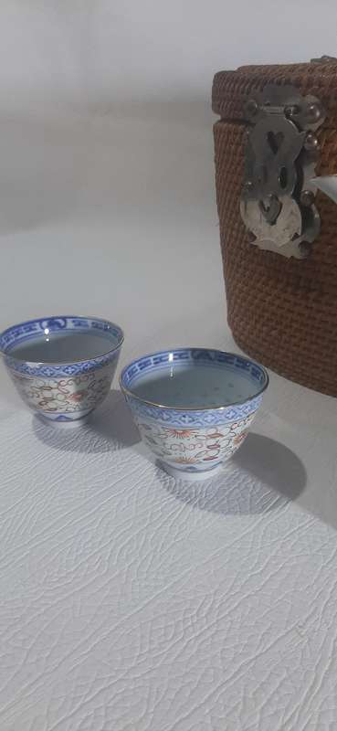 VINTAGE HAND-PAINTED CHINESE PORCELAIN TEA SET IN WOVEN BASKET - A TREASURE FROM TIME