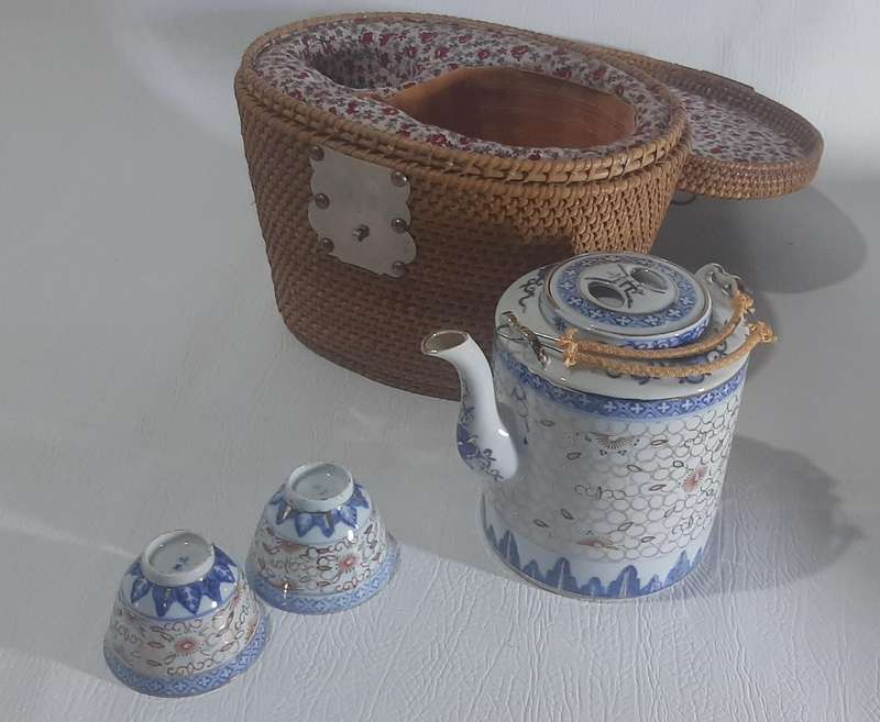 VINTAGE HAND-PAINTED CHINESE PORCELAIN TEA SET IN WOVEN BASKET - A TREASURE FROM TIME