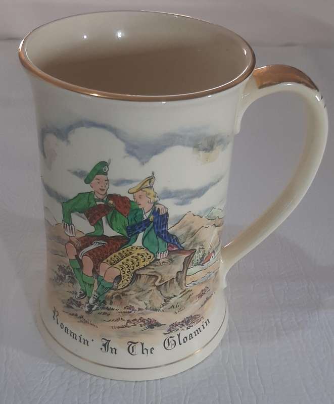 VINTAGE CROWN DEVON FIELDINGS MUSICAL MUG - ROAMIN' IN THE GLOAMIN' - FULLY FUNCTIONAL!!!