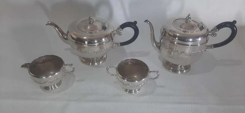 ELEGANT SILVER-PLATED TEA SERVICE SET - TIMELESS CLASSIC
