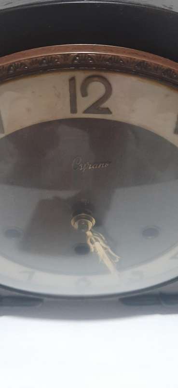 VINTAGE CYRANO MANTEL CLOCK - ORIGINAL WINDING KEY INCLUDED!!!