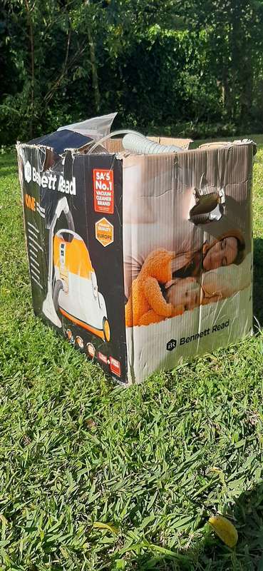 BENNETT READ ONE FORCE  WET & DRY VACUUM CLEANER | LIKE NEW & READY FOR BUSINESS
