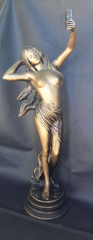 Classical-Inspired Statue - Graceful Elegance in Composite Art