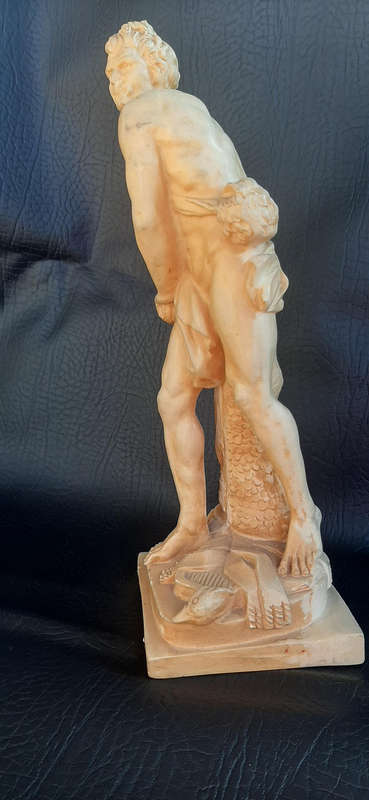 MAJESTIC 24cm IVORINE DAVID STATUE - HEROIC TRIUMPH IN CLASSICAL FORM