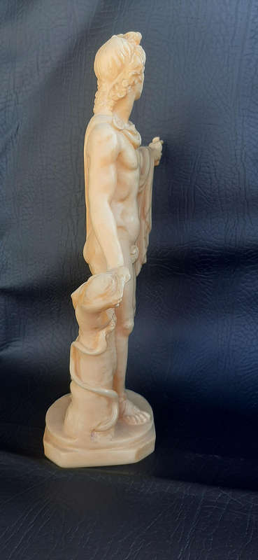 RARE 24cm IVORINE STATUE OF DAVID - EXQUISITE CLASSICAL ELEGANCE