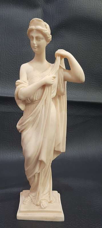 IVORINE STATUE  CLASSICAL FEMALE FIGURE | 24CM | EXQUISITE DETAIL & GRACE
