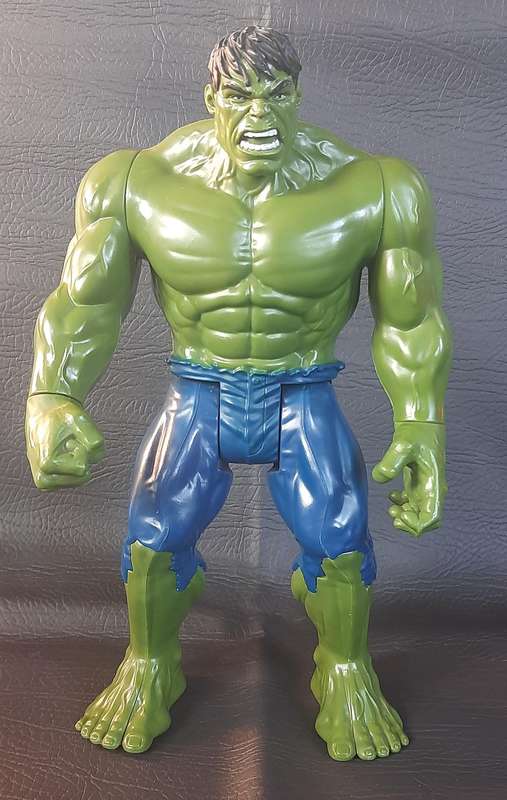 MARVEL HULK ACTION FIGURE  POSEABLE POWER FROM HASBRO SA