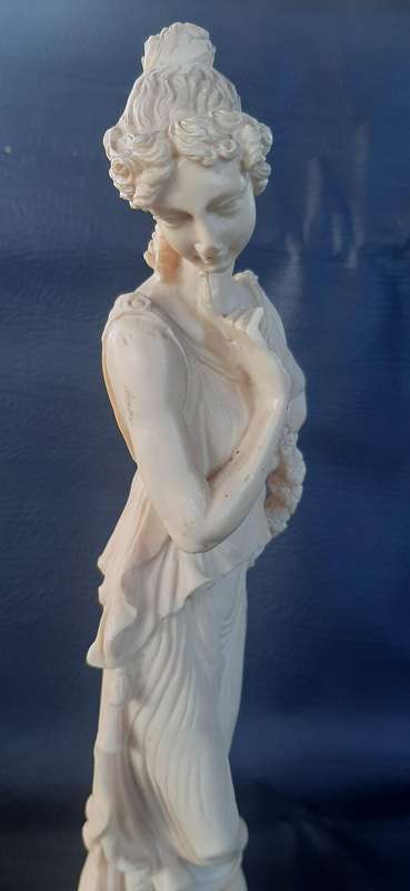 IVORINE LADY WITH GARLAND  CLASSICAL ELEGANCE IN EXCELLENT CONDITION