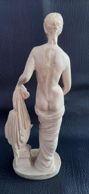 SERENITY AT THE URN - GRACEFUL FEMALE FIGURE IN MARBLE-LOOK RESIN (23CM)