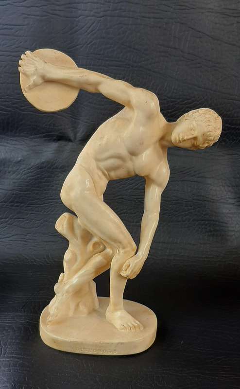 STRENGTH IN STILLNESS  DISCOBOLO BY A. SANTINI (ITALY, 20 CM)