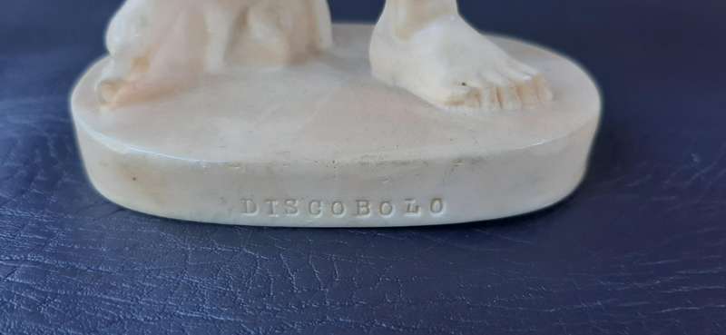 STRENGTH IN STILLNESS  DISCOBOLO BY A. SANTINI (ITALY, 20 CM)
