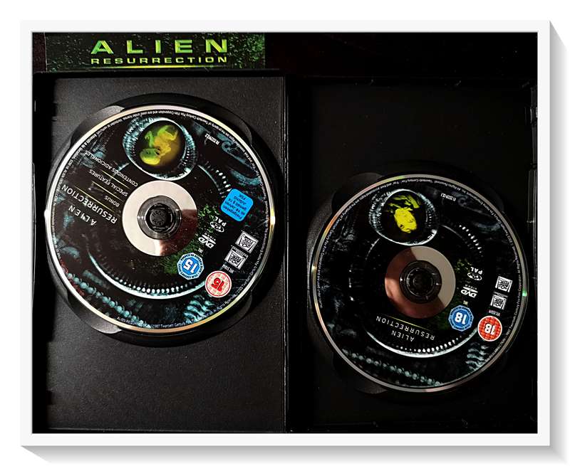 Alien Resurrection 2 Disc Special Edition - Sci-Fi Horror - Disc and Casing in Excellent Condition