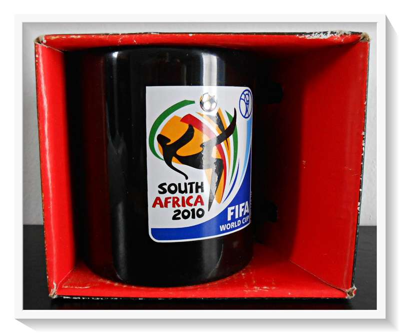 An original 2010 FIFA WORLD CUP Soccer Mug Like New UNUSED Collectable *