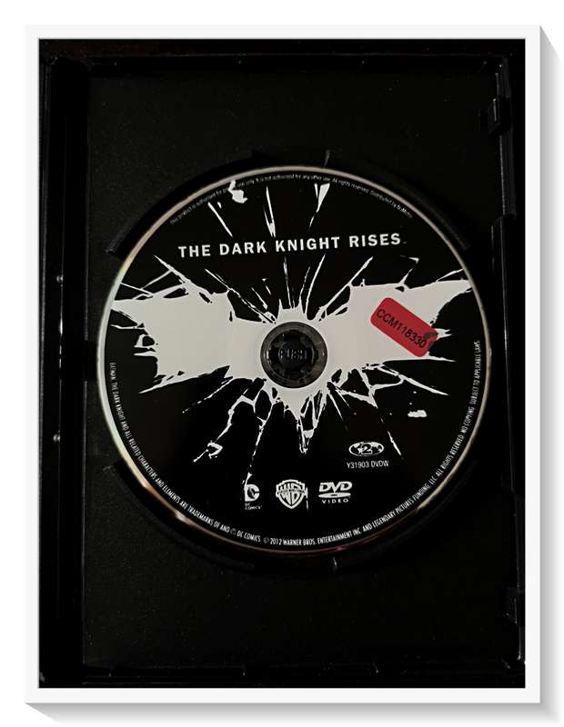 BATMAN TRILOGY The Dark Knight Rises - Casing and Disc in Excellent Condition