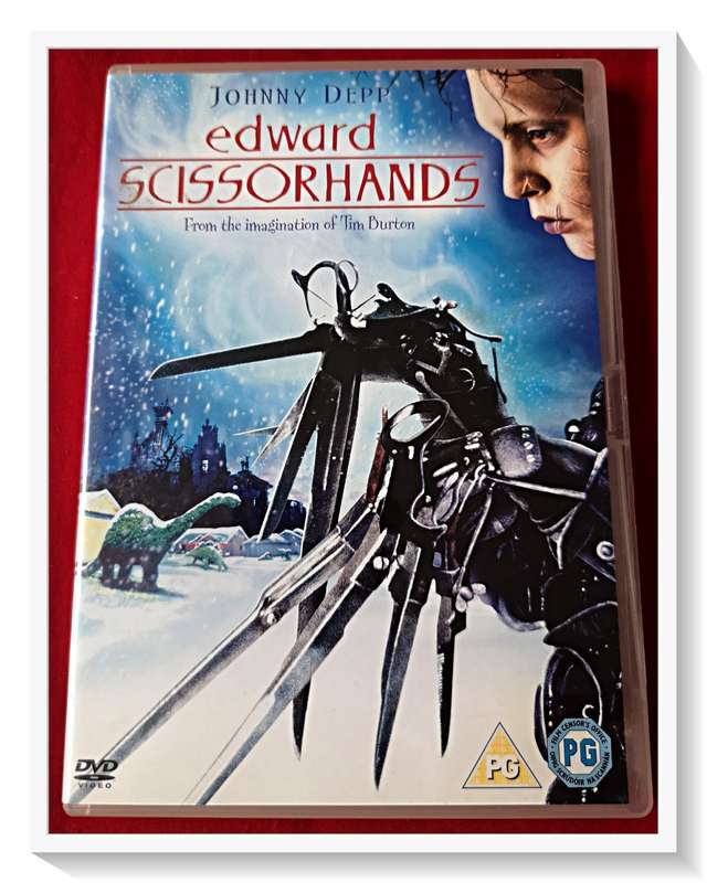 Edward Scissorhands by TIM BURTON - Fantasy Cult Classic - Condition Excellent
