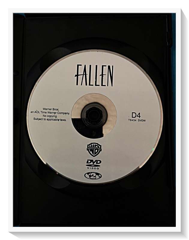 Fallen - Thriller and Paranormal - Denzel Washington - Disc and Case in Good Condition