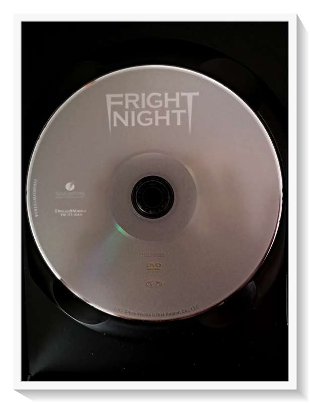 Fright Night I - Genre: Horror 2-16V (Colin Farrell) - Casing & Disc in Excellent Condition*