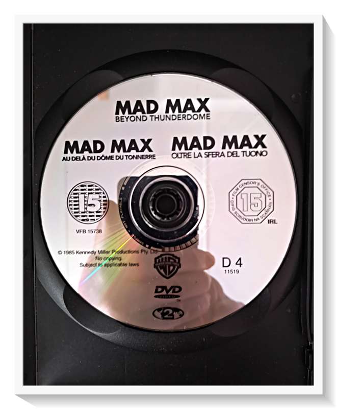 MAD MAX: Beyond the Thunderdome - 1985 - Genre: Post-Apocalyptic - Casing & Disc in A+ Condition