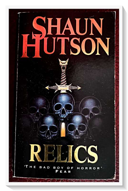 SHAUN HUTSON: Relics - A WARNER Time Standard Format Paperback - Condition: Good: B