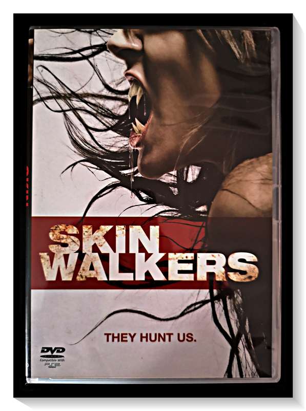 Skinwalkers - Genre: Horror - 2-16V - Disc + Cover + Casing in Excellent Condition