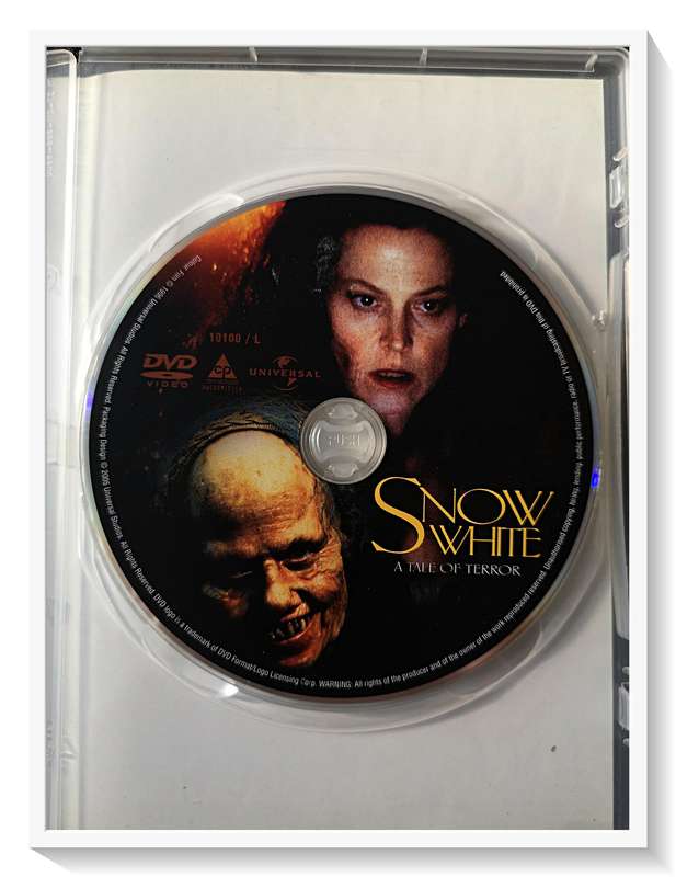 Snow White - Atale of Terror - Genre - Horror - A Rare Treat - Disc & Casing in Excellent Condition