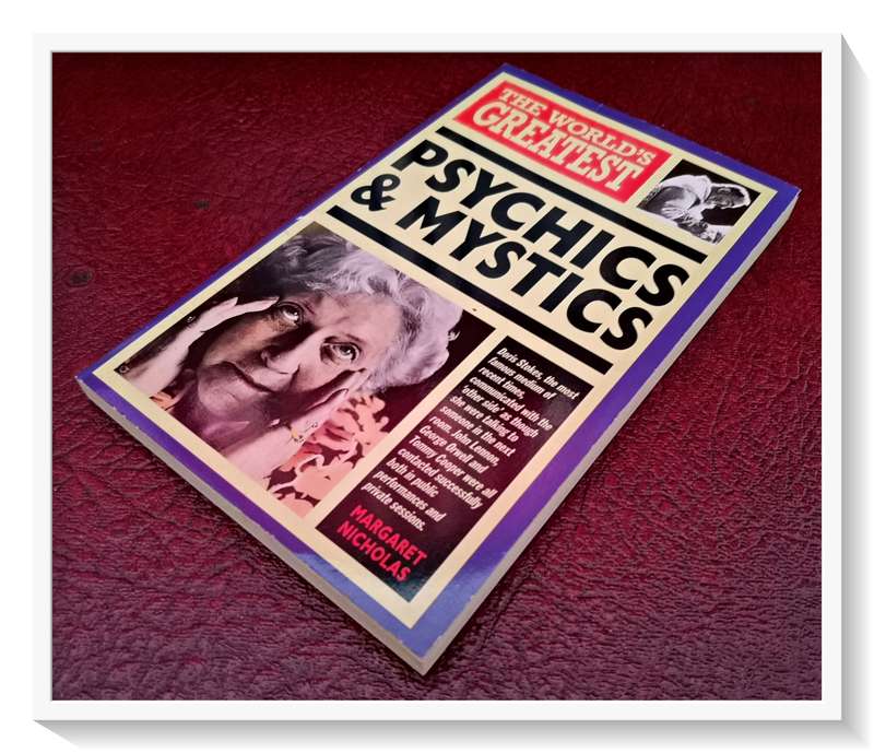 The Worlds Best PSYCHICS and MYSTICS - Excellent Paperback - Genre Esoterics - Condition: Very Good*